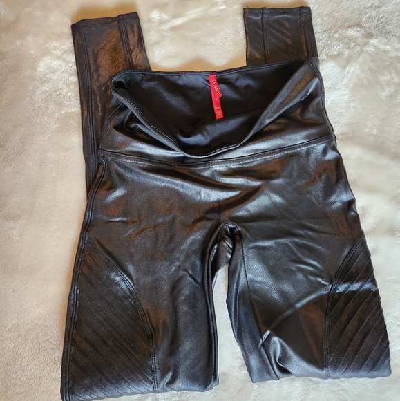 Spanx Faux Leather Moto Leggings in Very Black - Picture 4 of 9
